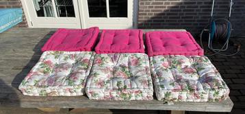 Tuin kussens  beschikbaar voor biedingen