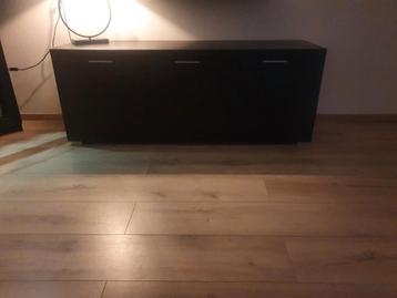 Leuke Dressoirskast mag per Direct,  beschikbaar voor biedingen