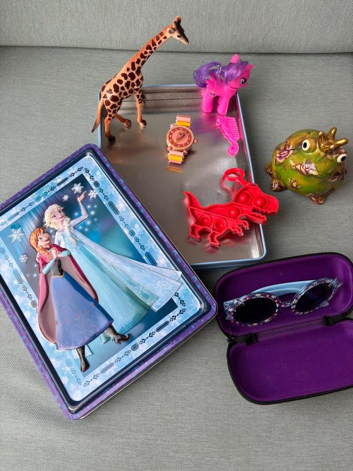 Frozen blikje, spaarpot, pop-it, zonnebril, my little pony, Kinderen en Baby's, Speelgoed | Overig, Gebruikt, Jongen of Meisje