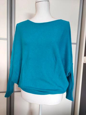 Vleermuistrui in Turquoise - maat M beschikbaar voor biedingen