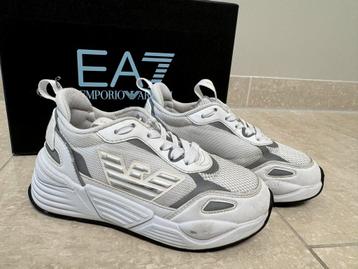 Armani Sneakers maat 32 beschikbaar voor biedingen