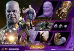 Hot Toys 1/6 - Thanos - Infinity War, Ophalen of Verzenden, Zo goed als nieuw
