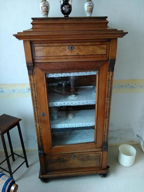 antieke kast, vitrinekast, mahonie, wortelnoten, Biedermeier, Antiek en Kunst, Antiek | Meubels | Stoelen en Banken, Ophalen