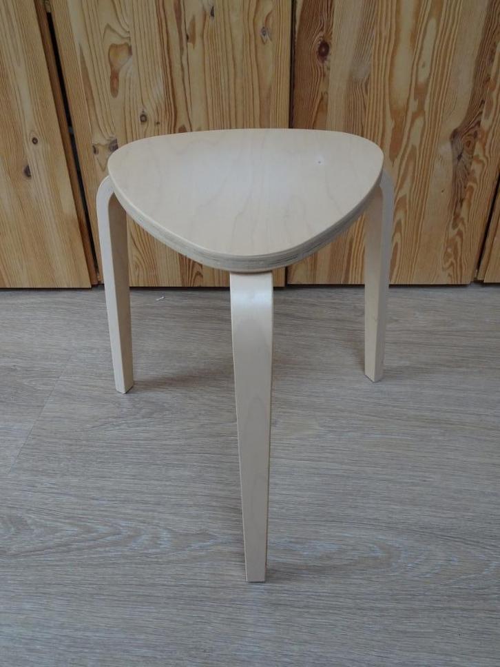 Ikea Kyrre plywood kruk berken, Huis en Inrichting, Krukjes, Hout, Ophalen