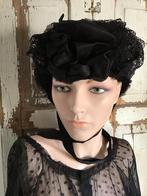 Bonnet/Frans Bonnet/oud/Antiek/kant, Antiek en Kunst, Antiek | Kleding en Accessoires, Ophalen of Verzenden