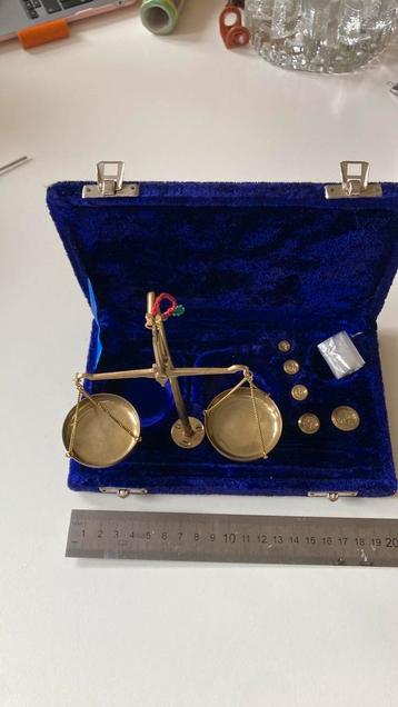 weegschaal tot 25gr voor sierraden of ander spul beschikbaar voor biedingen