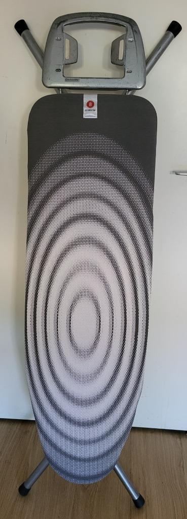 Strijkplank Rörets, degelijk, stoomdoorlatend brabantia dek, Witgoed en Apparatuur, Strijkijzers en Strijkplanken, Gebruikt, Strijkijzer met snoer