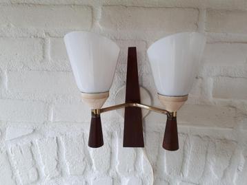 Vintage retro wandlamp Deense stijl Design Mid Century j 60. beschikbaar voor biedingen