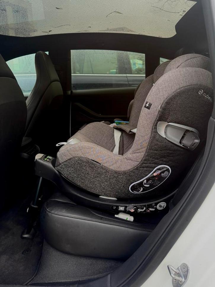 Cybex Sirona Z i-Size Plus + Base Z - Soho Grey, Kinderen en Baby's, Autostoeltjes, Zo goed als nieuw, Overige merken, 0 t/m 18 kg