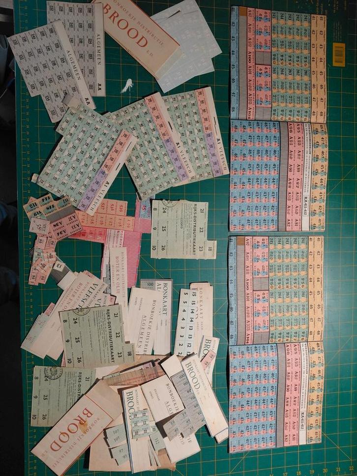 Voedselbonnen 2e wereldoorlog, Verzamelen, Militaria | Tweede Wereldoorlog, Overige soorten, Overige typen, Nederland, Ophalen of Verzenden