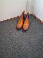 Dameslaarsjes, Geel, Nieuw, Ophalen of Verzenden, Sneakers of Gympen