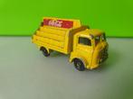 Matchbox 37 - Karrier Bantam Coca Cola [geel] 1/89, Ophalen of Verzenden, Gebruikt, Bus of Vrachtwagen