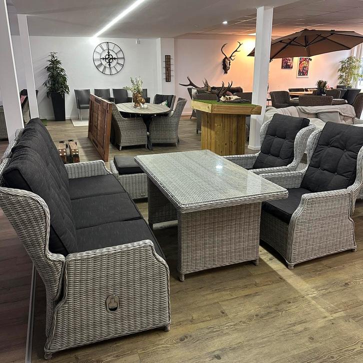 Wicker Tuinset / Loungeset – Verstelbare rugleuningen, Tuin en Terras, Tuinsets en Loungesets, Zo goed als nieuw, Wicker, Bank