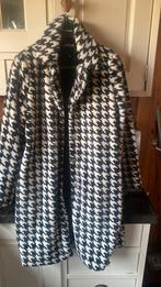 Fluffie jas 44, Ophalen of Verzenden, Zo goed als nieuw, Maat 42/44 (L), Zwart