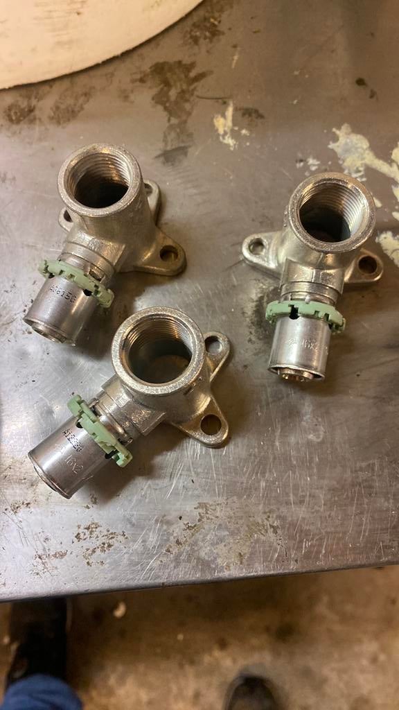 Muurplaat 16X 1/2 pers Comap 10 stuks, Ophalen, Nieuw, Overige typen