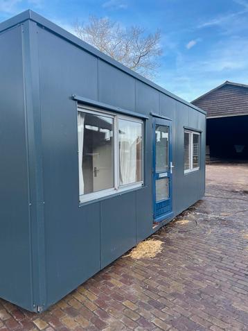 Unit   7 m by 3 m beschikbaar voor biedingen
