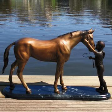 Beeld brons: Paardenmeisje (nieuw) beschikbaar voor biedingen