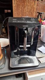 Siemens EQ-300 koffiemachine, 10 kopjes of meer, Koffiemachine, Ophalen of Verzenden, Zo goed als nieuw