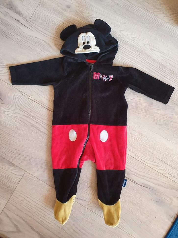 Disney pakje / onesie van Mickey Mouse maat 62 - 68, Kinderen en Baby's, Babykleding | Maat 62, Gebruikt, Jongetje of Meisje, Pakje