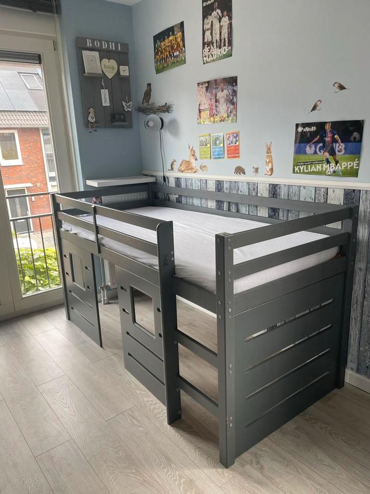Halfhoogslaper (Ties) met hutwanden., Kinderen en Baby's, Kinderkamer | Bedden, Gebruikt, 180 cm of meer, 70 tot 85 cm, Hoogslaper of Stapelbed