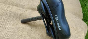 FIETSZADEL gel zadel /fiets beschikbaar voor biedingen