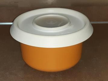 Tupperware vintage beslagkom / mixer kom 3 ltr oranje beschikbaar voor biedingen