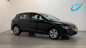 Volkswagen Golf 1.0 TSI Life Navigatie Parkeersensoren Virtu beschikbaar voor biedingen