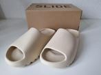 Adidas Yeezy slides bone, Slippers, Nieuw, Ophalen of Verzenden, Adidas Yeezy