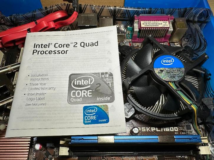 Intel Core 2 Quad Q8400 2,66Ghz S775 Boxed processor, Computers en Software, Processors, Gebruikt, 4-core, 2 tot 3 Ghz, Ophalen of Verzenden