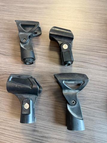 4 gebruikte microfoon klemmen beschikbaar voor biedingen