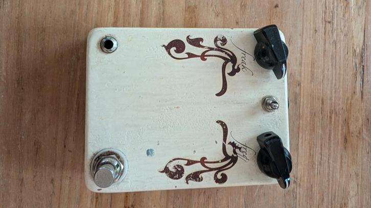 Tremolo Effect Pedaal voor bass, rhodes en gitaar, Muziek en Instrumenten, Effecten, Gebruikt, Overige typen, Ophalen of Verzenden