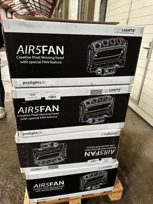 8x Prolights Air5Fan RGBW Movingbar Nieuw, Muziek en Instrumenten, Licht en Laser, Nieuw, Licht, Geluidgestuurd, Kleur, Stroboscoopeffect
