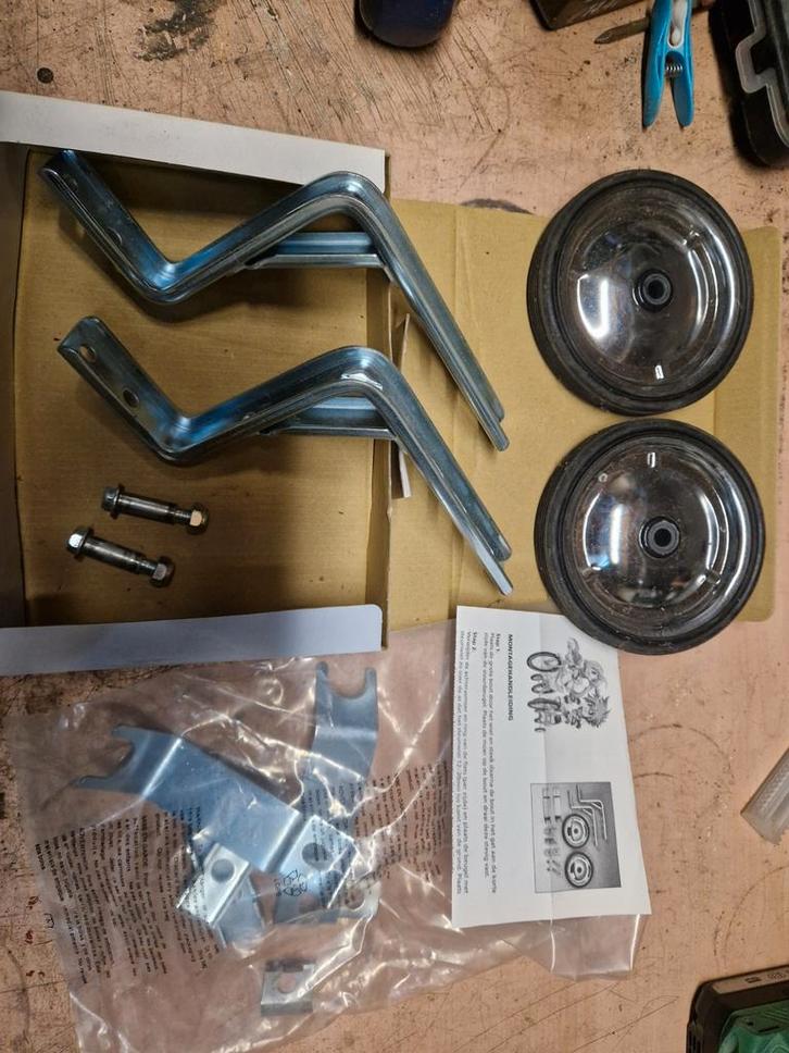 Fiets zijwieltjes - 3 setjes, Fietsen en Brommers, Fietsonderdelen, Zo goed als nieuw, Algemeen, Ophalen of Verzenden