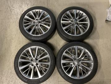 Opel corsa   Velgen/banden beschikbaar voor biedingen