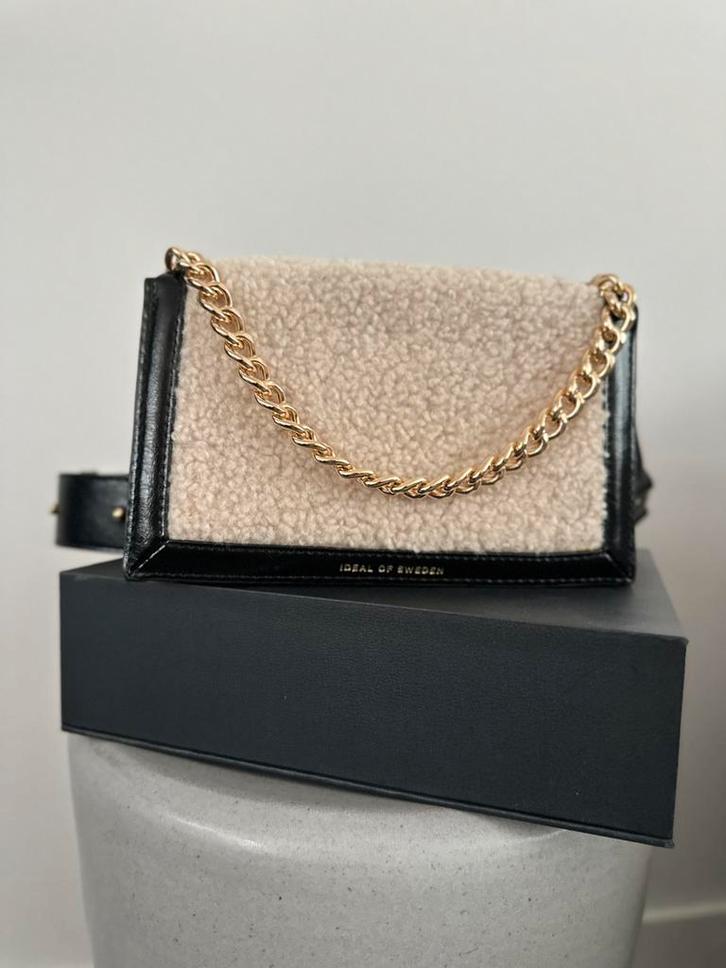 IDeal of Sweden schoudertas (vegan) | nieuw, Sieraden, Tassen en Uiterlijk, Tassen | Damestassen, Nieuw, Schoudertasje, Zwart