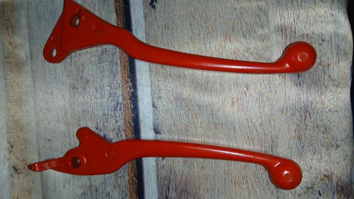 nos rem en koppeling hendels rood Honda MB, Fietsen en Brommers, Brommeronderdelen | Oldtimers, Nieuw, Overige merken, Overige typen