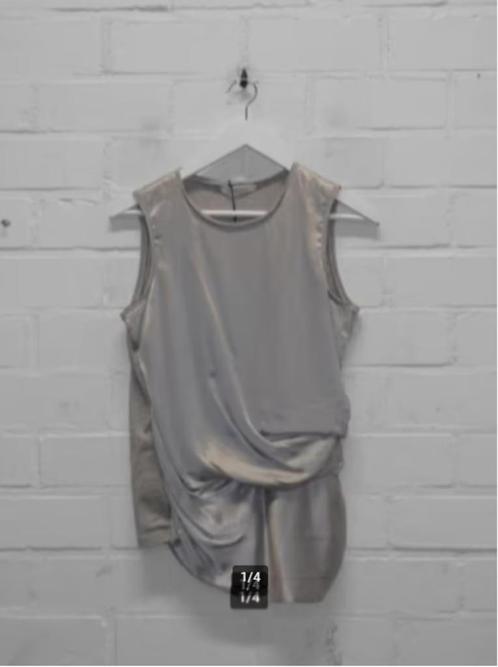 Dorothee Schumacher - Zijde top maat 40 - Nieuw €200, Kleding | Dames, Tops, Nieuw, Maat 38/40 (M), Grijs, Zonder mouw, Ophalen of Verzenden