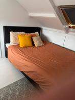 Eastborn Boxpring 1.60 x 2.10 inclusief hoofdbord en topper., Huis en Inrichting, Slaapkamer | Boxsprings, Ophalen, Tweepersoons