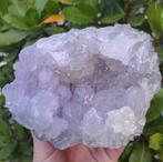 Gave Lila paarse Amethist geode edelsteen natuursteen stenen, Ophalen of Verzenden, Mineraal