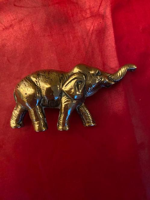 ZWAAR BRONZEN BEELDJE VAN EEN OLIFANT (7x4x2cm), Verzamelen, Beelden en Beeldjes, Zo goed als nieuw, Dier, Ophalen of Verzenden