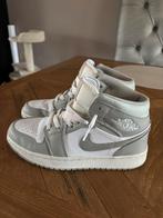 Jordan 1 Mid Linen, Kleding | Dames, Schoenen, Verzenden, Jordan, Grijs, Sneakers of Gympen