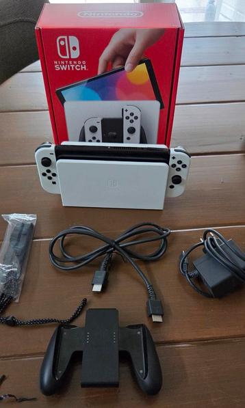 Nintendo Switch Oled wit beschikbaar voor biedingen