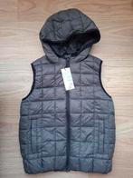 Bodywarmer mt 134, NIEUW, Jongen of Meisje, Nieuw, Ophalen of Verzenden, Primark