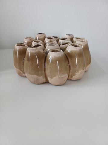 Villa Pottery insteekvaas beschikbaar voor biedingen