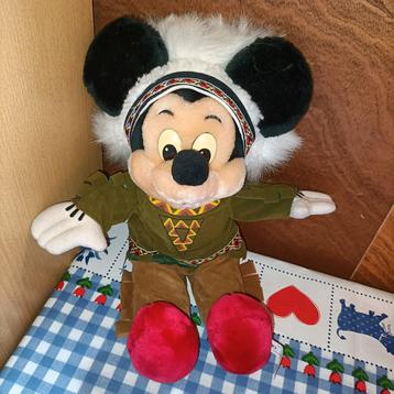 Vintage Mickey Mouse Knuffel indiaan Disneyland  beschikbaar voor biedingen