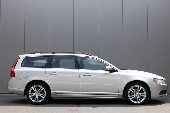 Volvo V70 2.0 Summum Youngtimer|Automaat|Xenon|Clima|Stoelve, Auto's, Volvo, Bedrijf, Te koop, V70, ABS, Airbags, Airconditioning