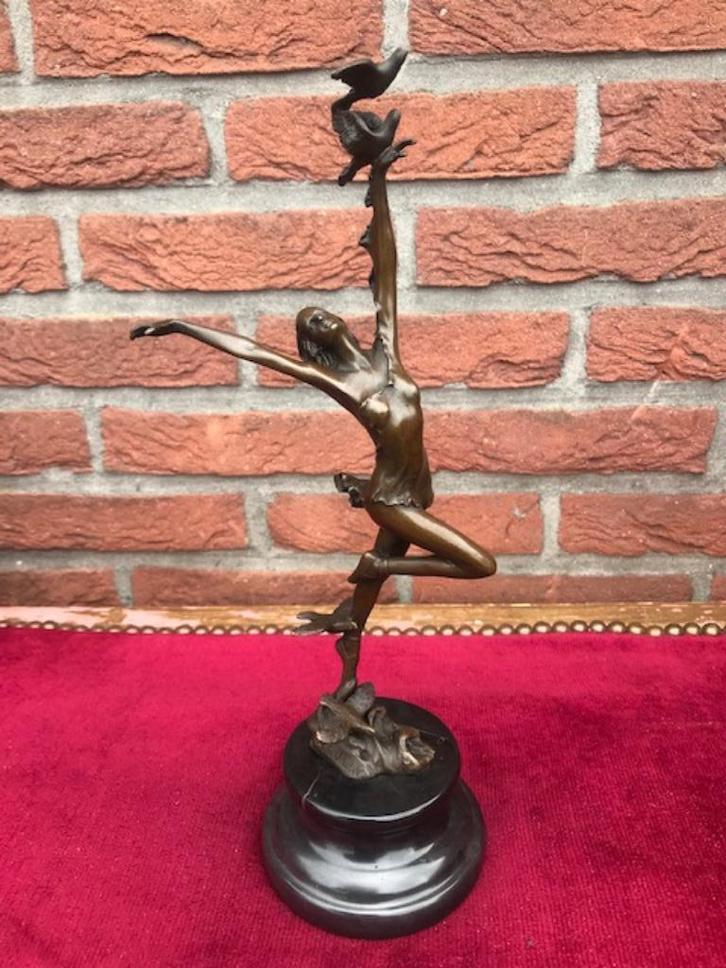 dansende dame met vogels, brons en marmer, Antiek en Kunst, Antiek | Koper en Brons, Brons, Ophalen of Verzenden