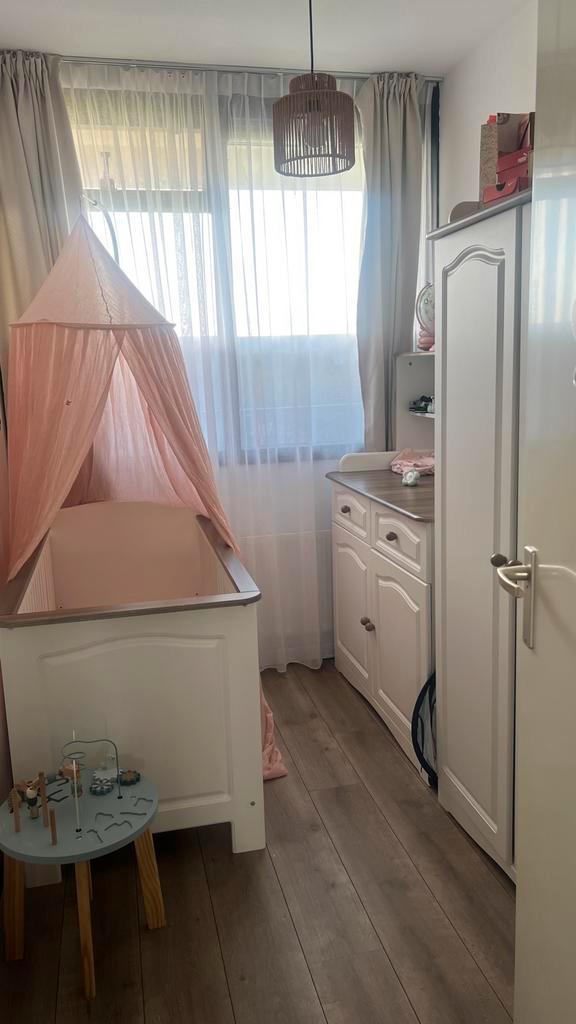 Complete Babykamer beige - Ledikant, Kast & Meer!, Kinderen en Baby's, Kinderkamer | Commodes en Kasten, Gebruikt, 105 cm of meer