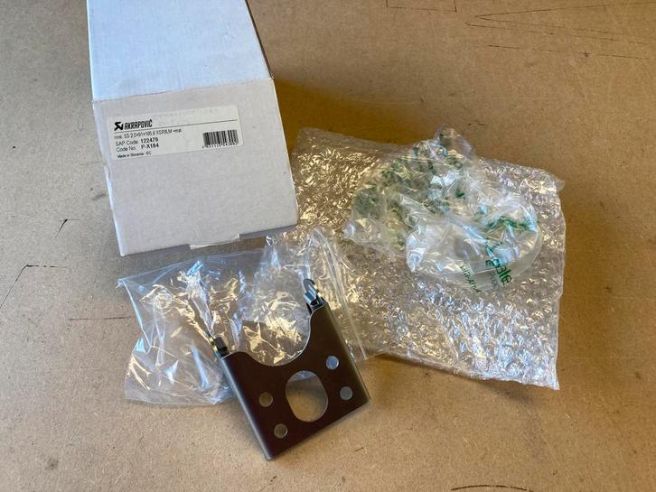 Nieuw RVS ophangbeugel AKRAPOVIC uitlaat YAMAHA XSR en MT09, Motoren, Accessoires | Overige, Nieuw, Ophalen of Verzenden