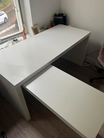 Ikea bureau | moet nu weg